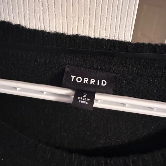 Torrid Black Sweater with leopard Bow Accents - Picture 2 of 2